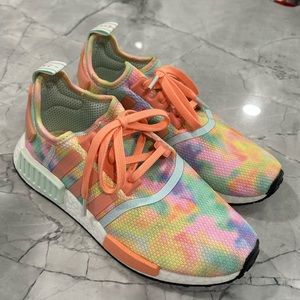 Adidas NMD R1 Tye Dye running shoes EUC